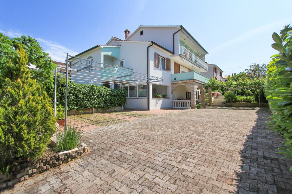 Apartments Silvia بوريتش المظهر الخارجي الصورة