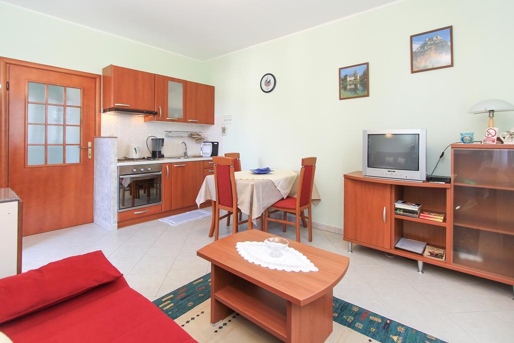 Apartments Silvia بوريتش المظهر الخارجي الصورة